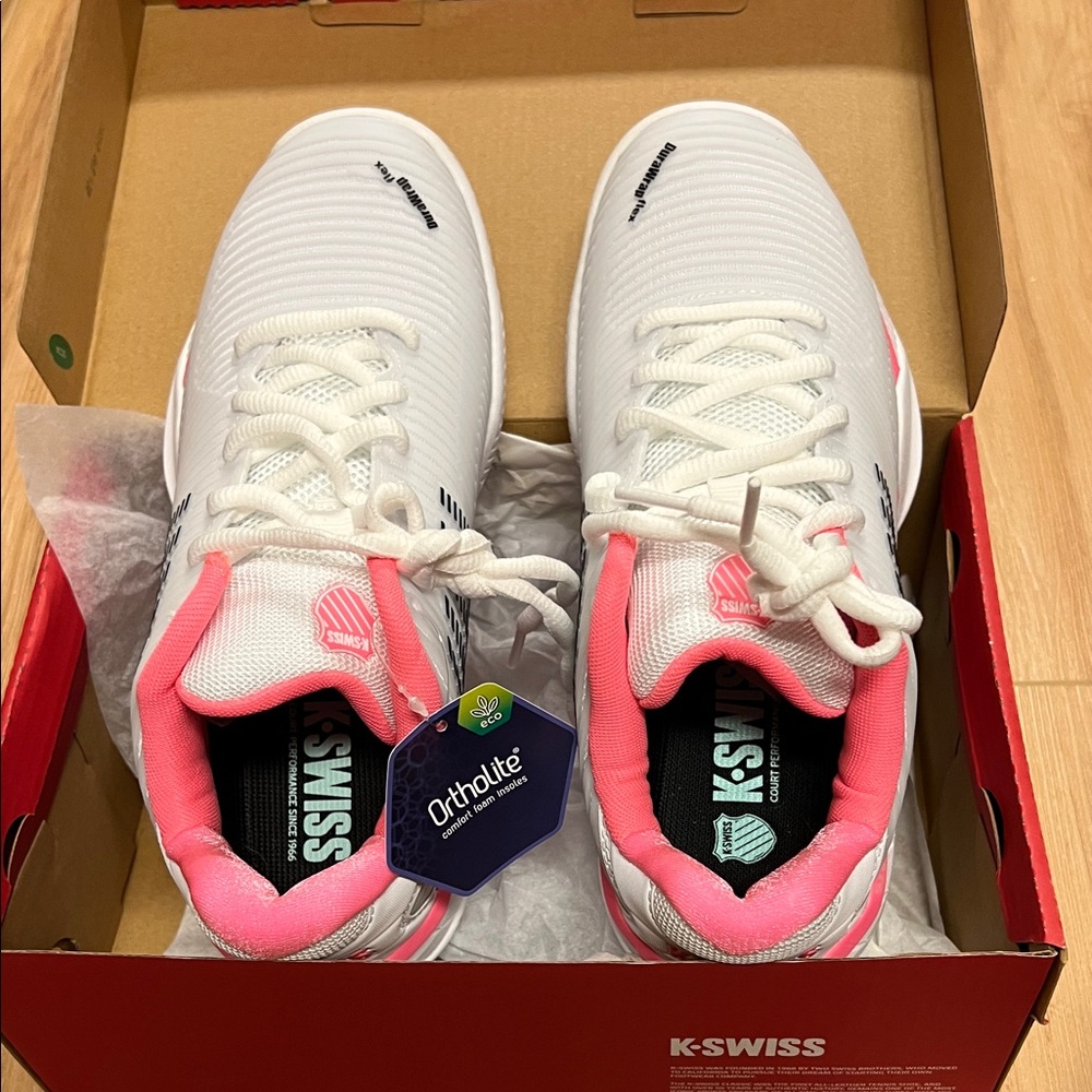 K-Swiss Hypercourt women’s tennis shoes NWT. 7.5